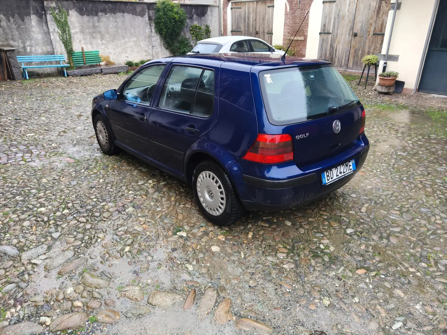 Volkswagen Golf 5p 1.4 16v adatta ai neopatentati - 2