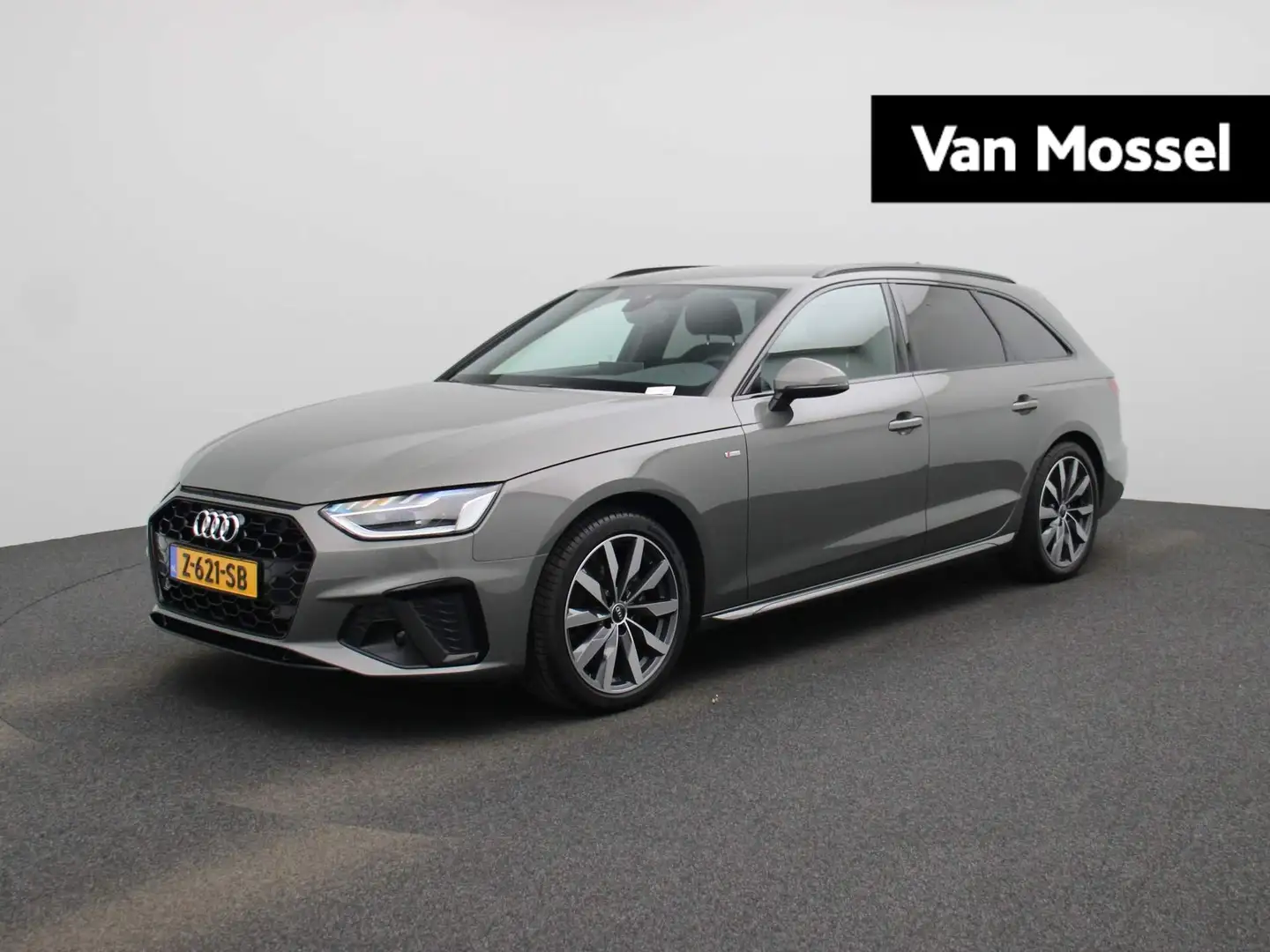 Audi A4 Avant 35 TFSI S edition Competition | Automaat | N Grijs - 1
