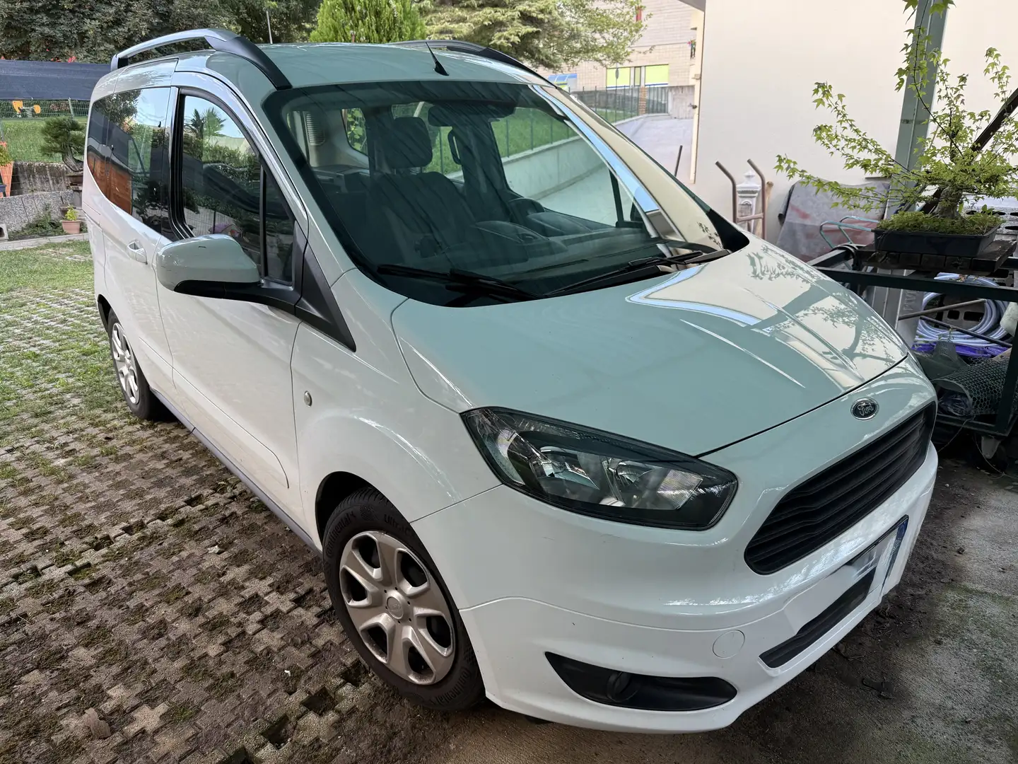 Ford Tourneo Courier 1.0 eco boost benzina - 1