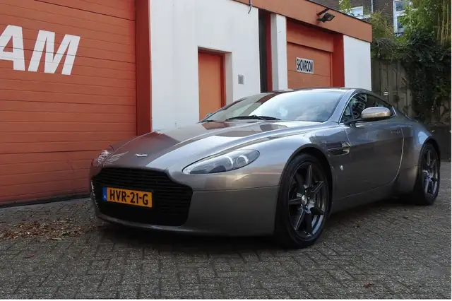 Aston Martin Vantage V8 4.3 V8 Sportshift, Autom, CC.