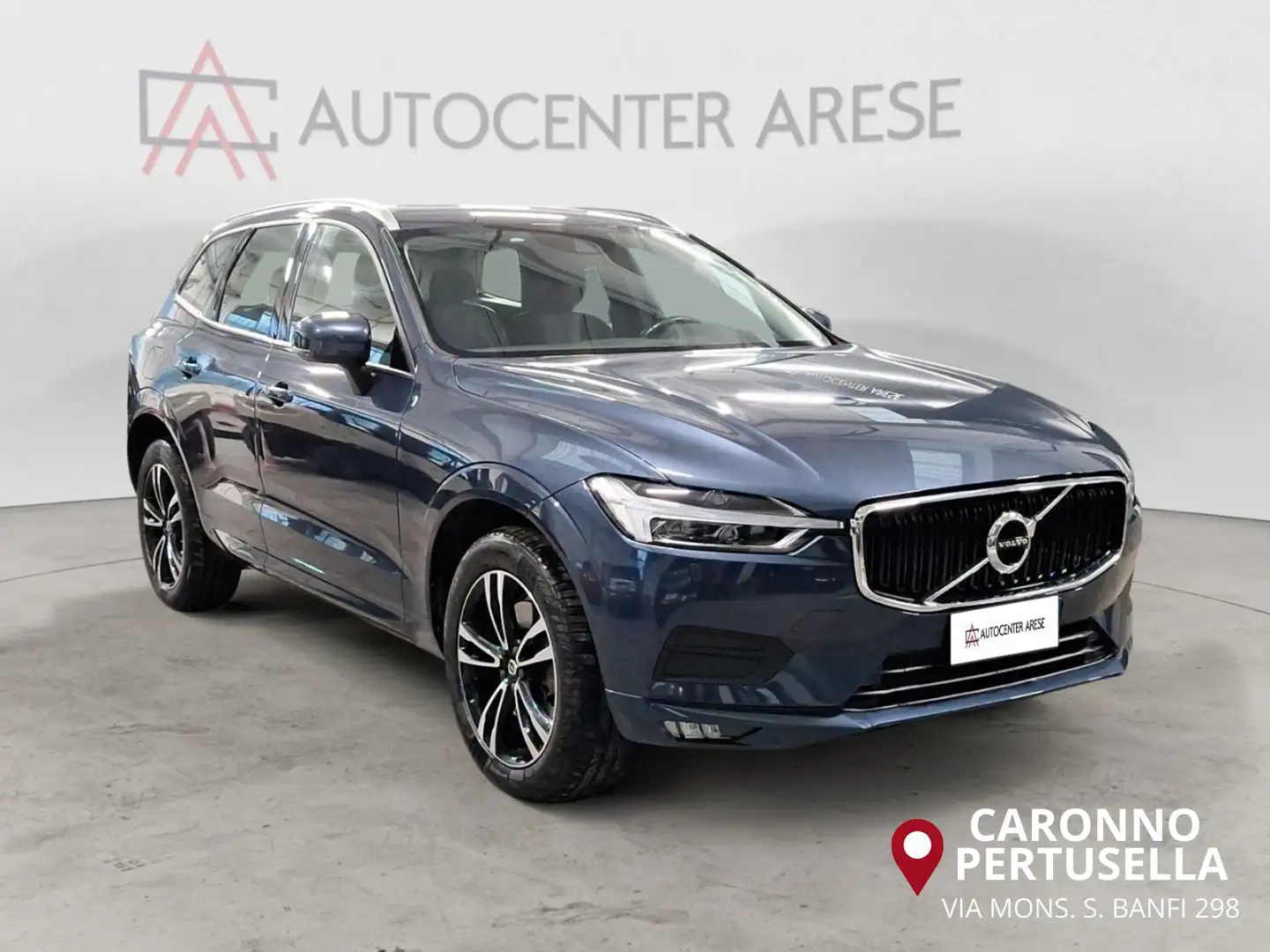 Volvo XC60 B4 (d) AWD Geartronic Momentum Blu/Azzurro - 2