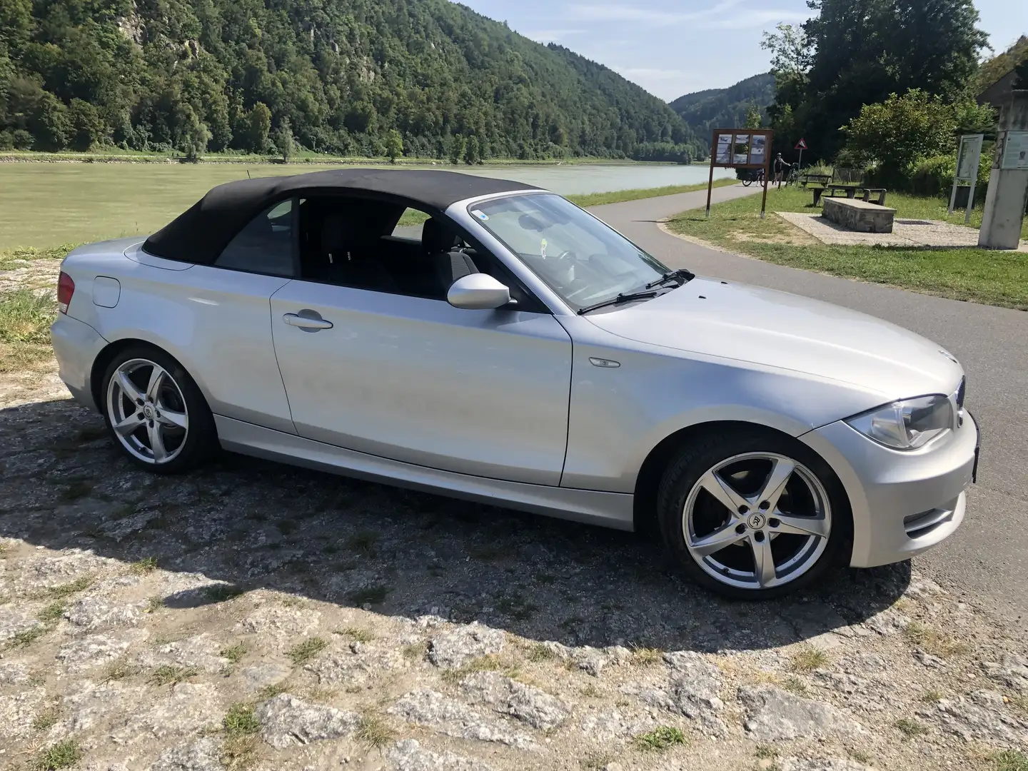 BMW 118 118d Cabrio - 2