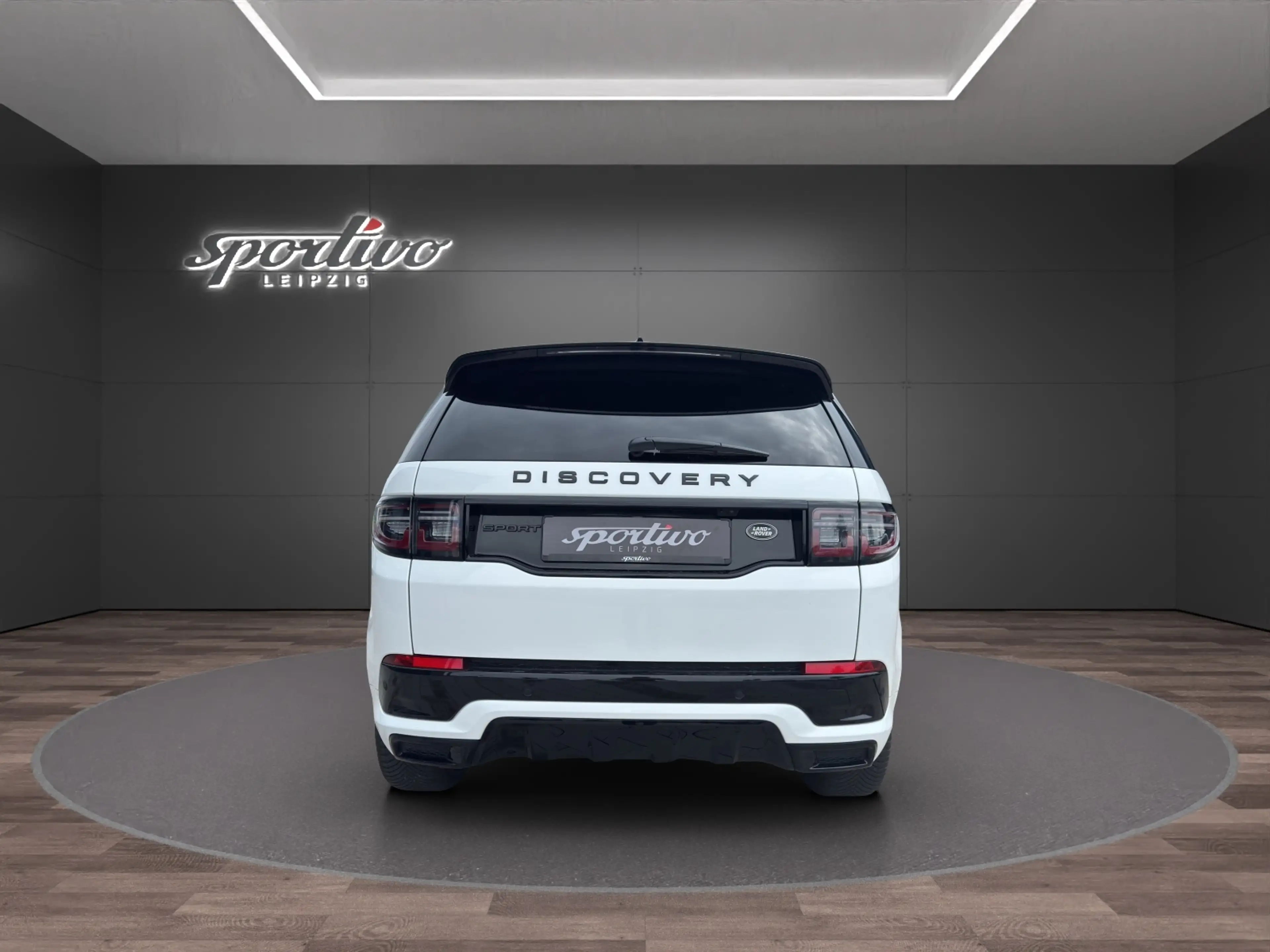 Land Rover Discovery Sport 1.5 P300e, SE AWD — photo 6