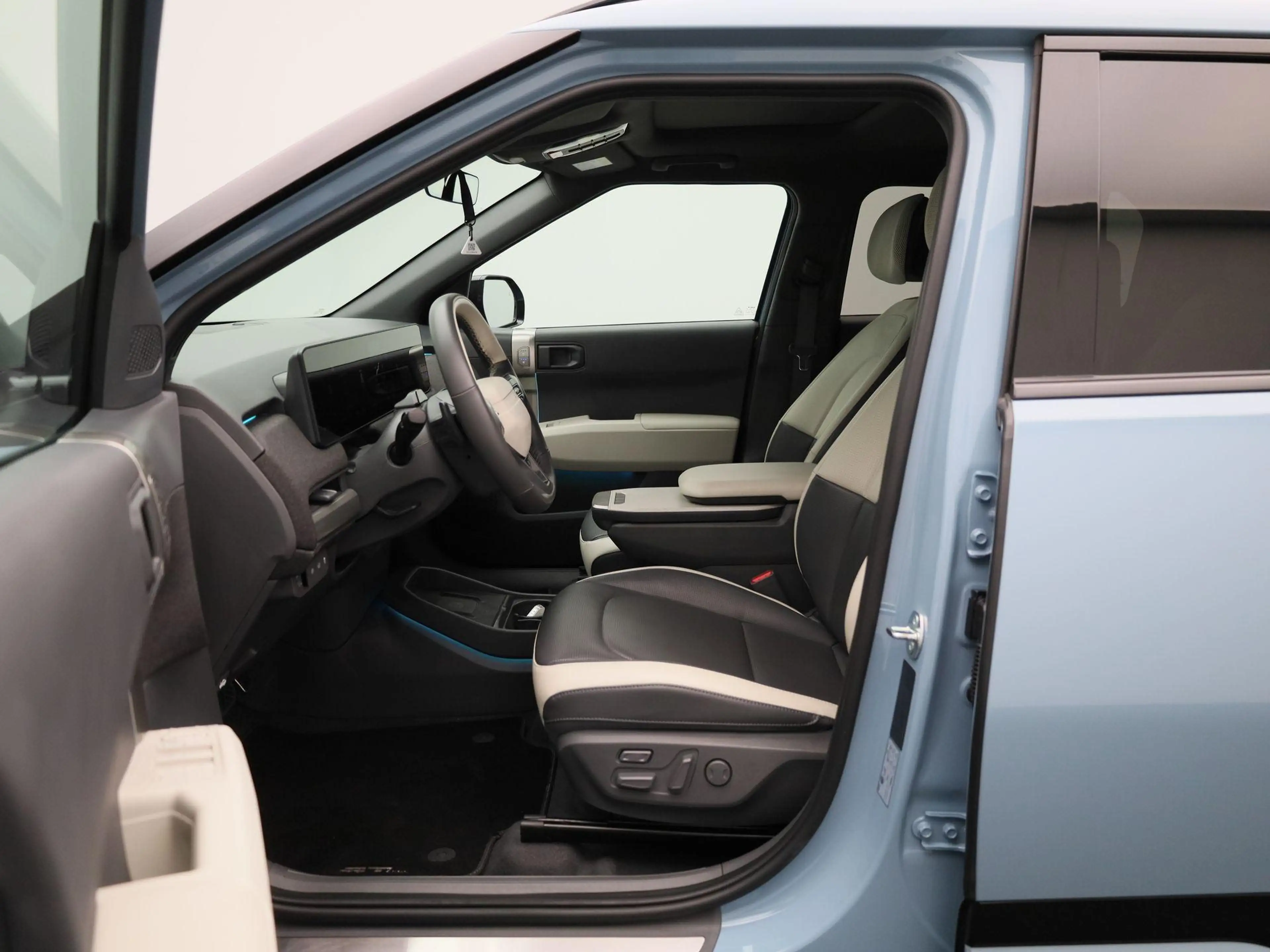 Kia EV3 GT-PlusLine 81.4 kWh | LED | Harman Kardon | Stoel — photo 9