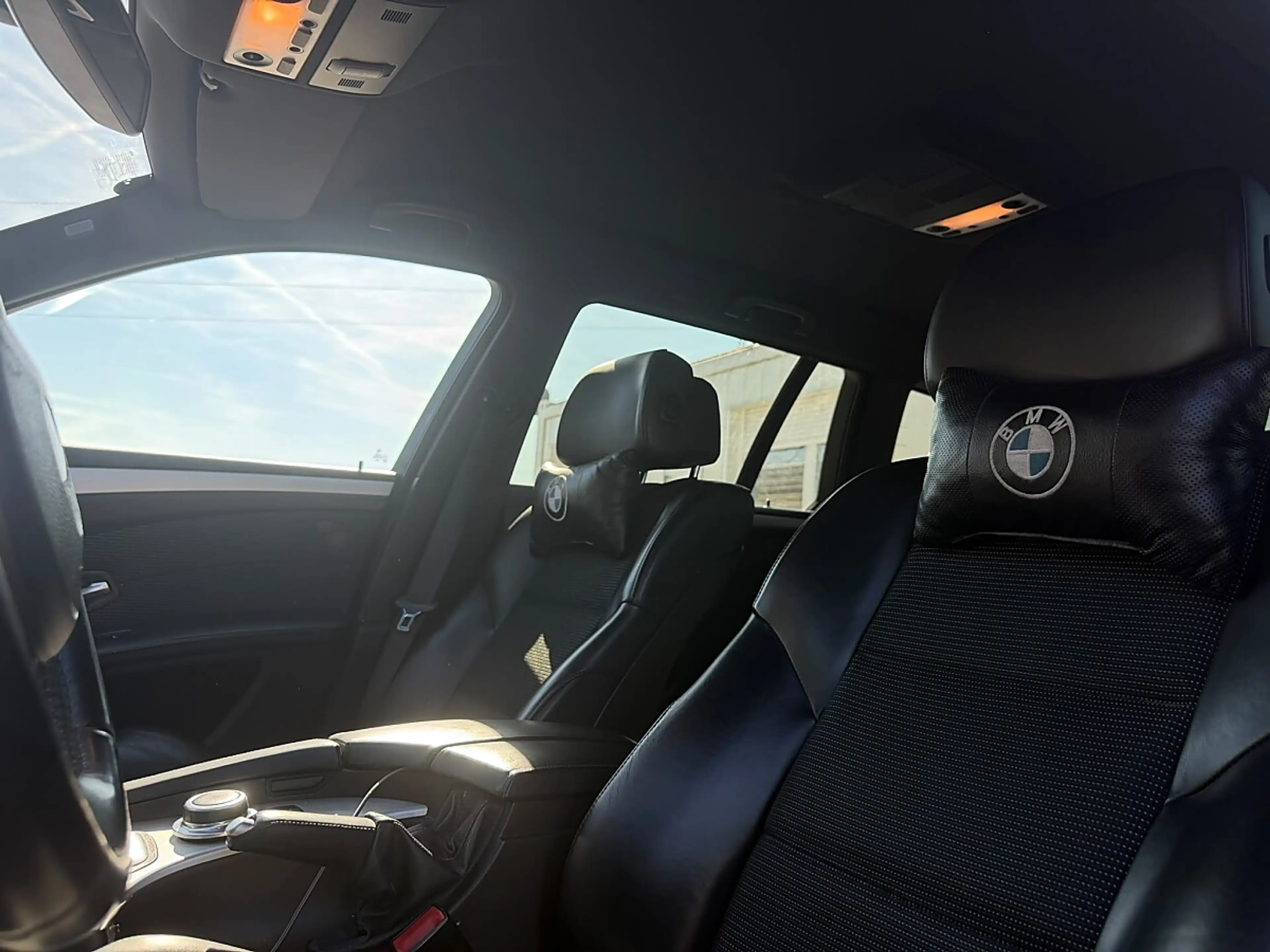 BMW 525 d DPF Touring xDrive VM — photo 11