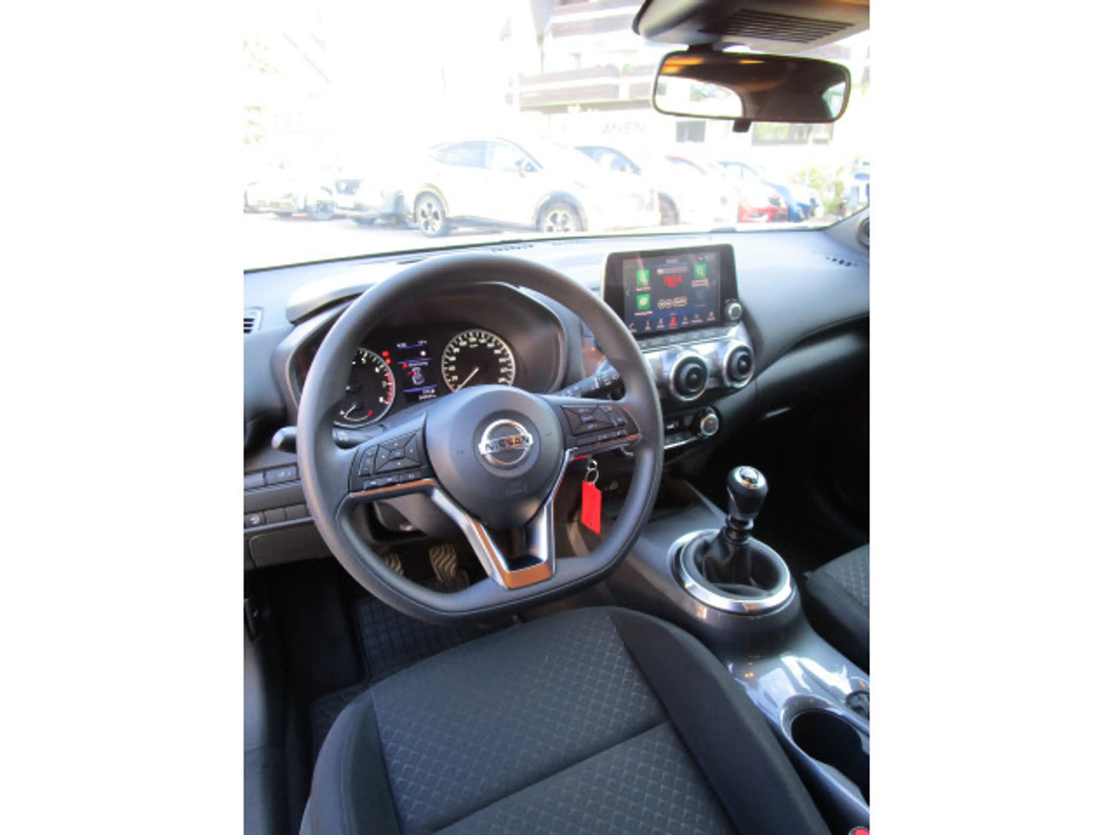 Nissan Juke 1.0 DIG-T 6MT 117PS Acenta AHK — photo 10