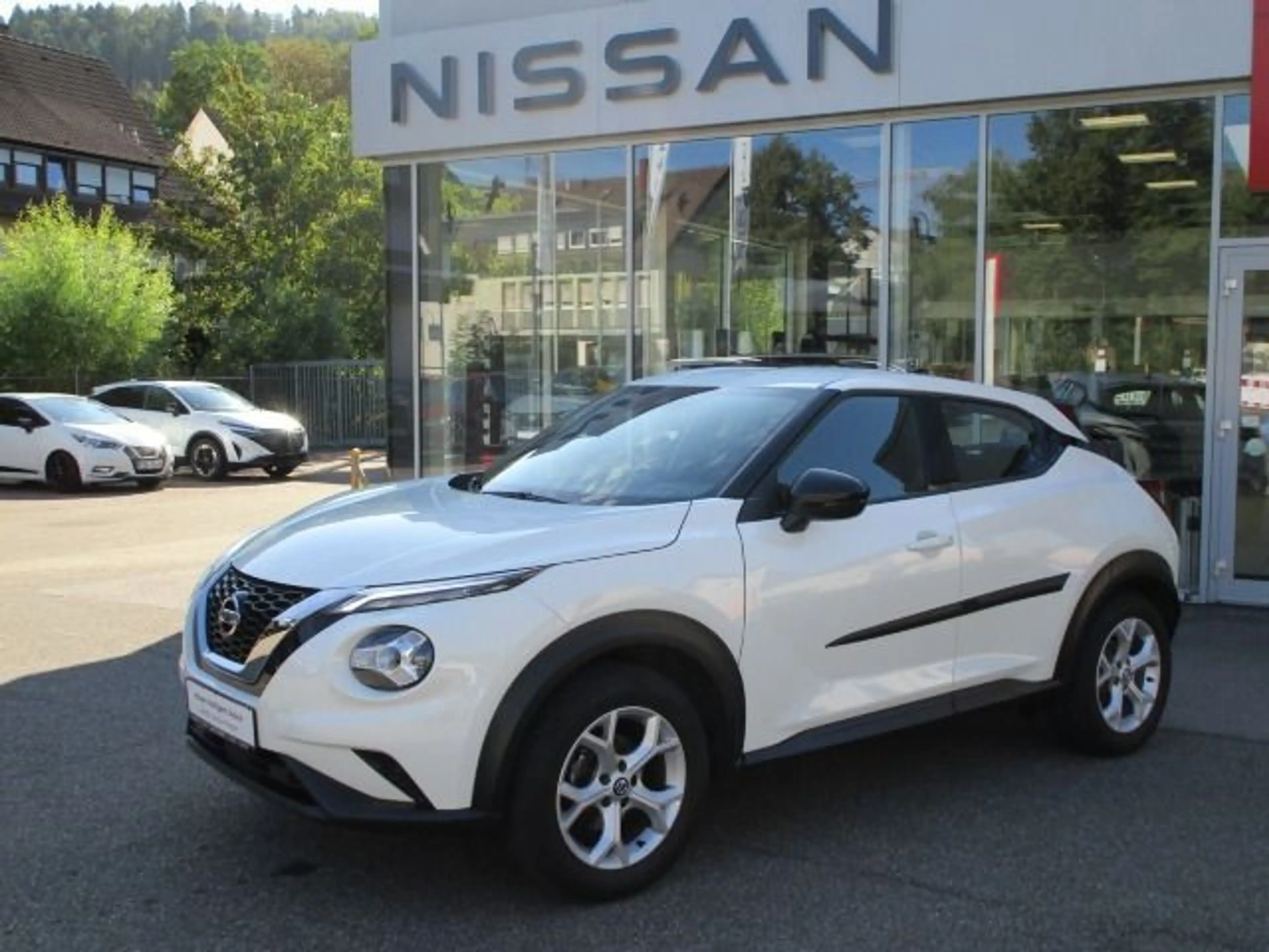 Nissan Juke 1.0 DIG-T 6MT 117PS Acenta AHK — photo 7
