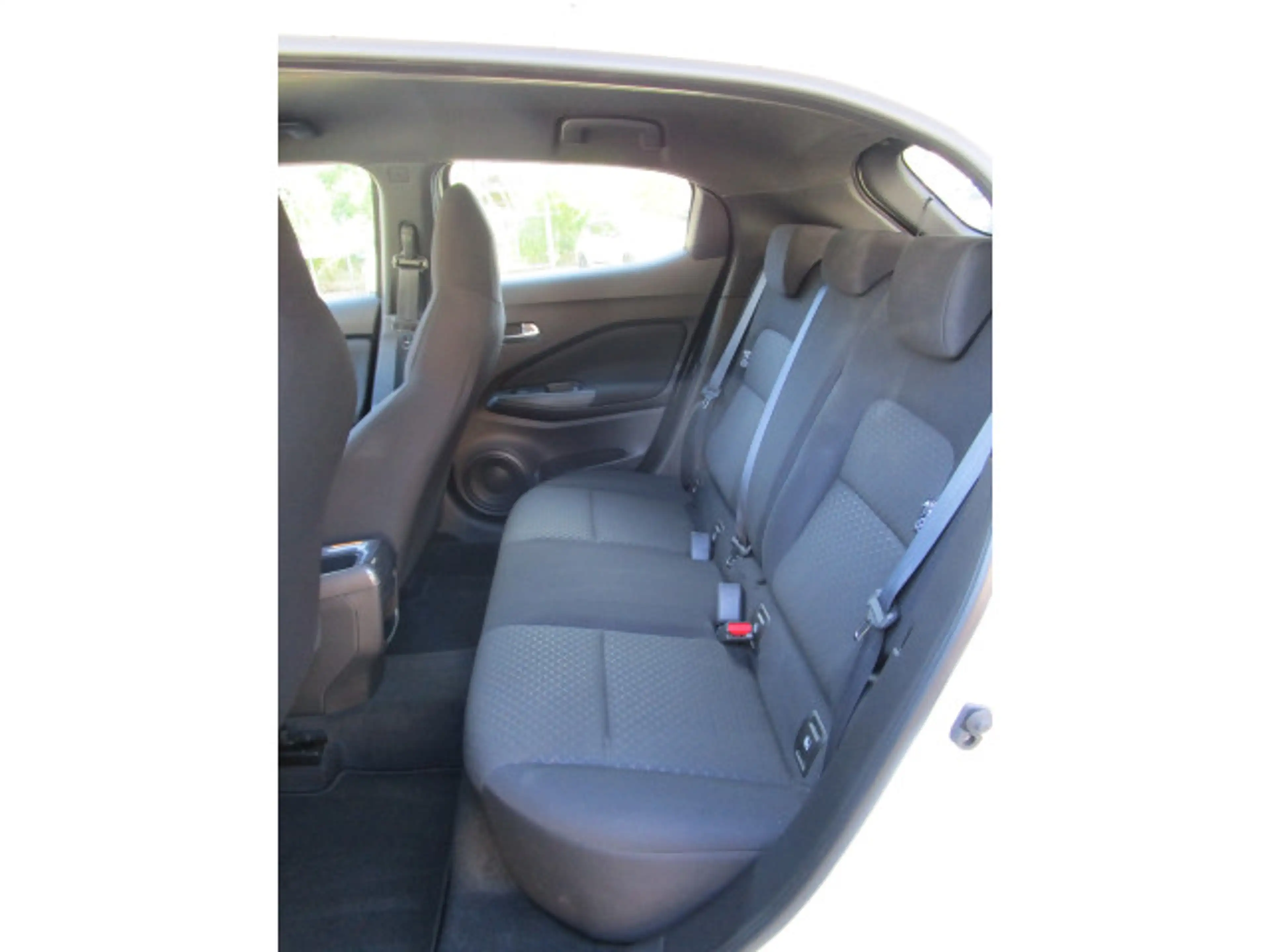 Nissan Juke 1.0 DIG-T 6MT 117PS Acenta AHK — photo 15
