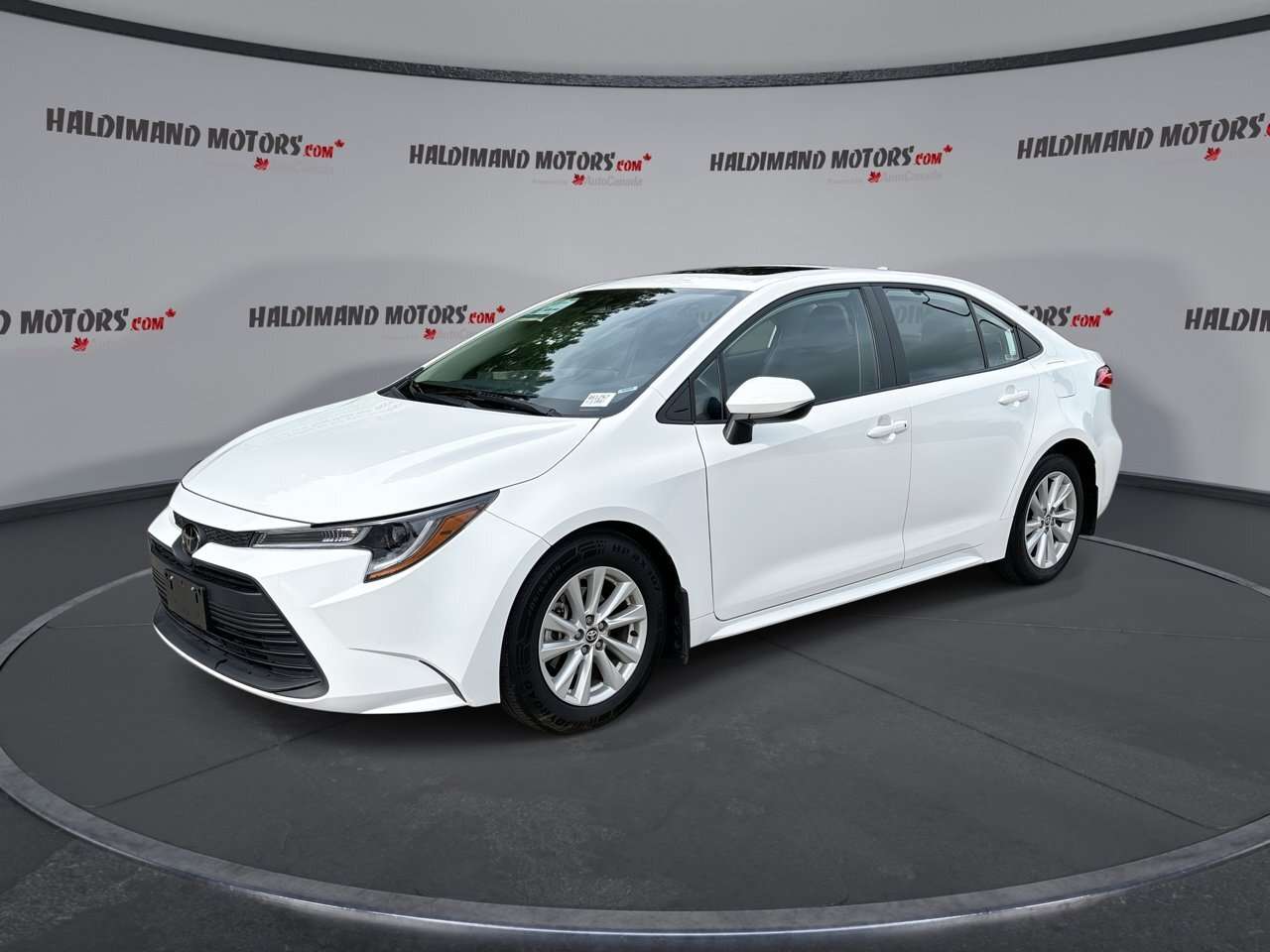 2026 Toyota Corolla LE | Sunroof | Heated Steering Wheel