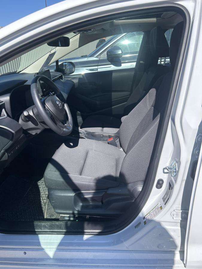 2026 Toyota Corolla LE | Sunroof | Heated Steering Wheel — снимка 1