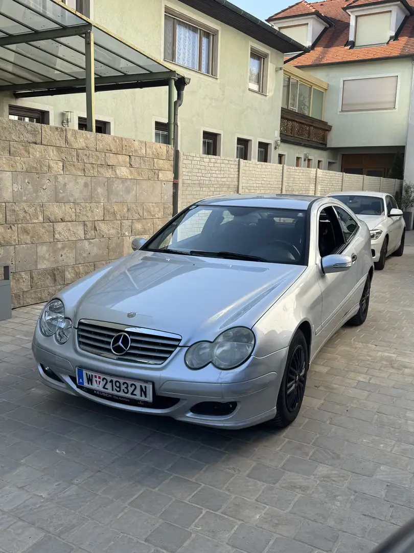 Mercedes-Benz C 180 Kompressor Coupé - 2