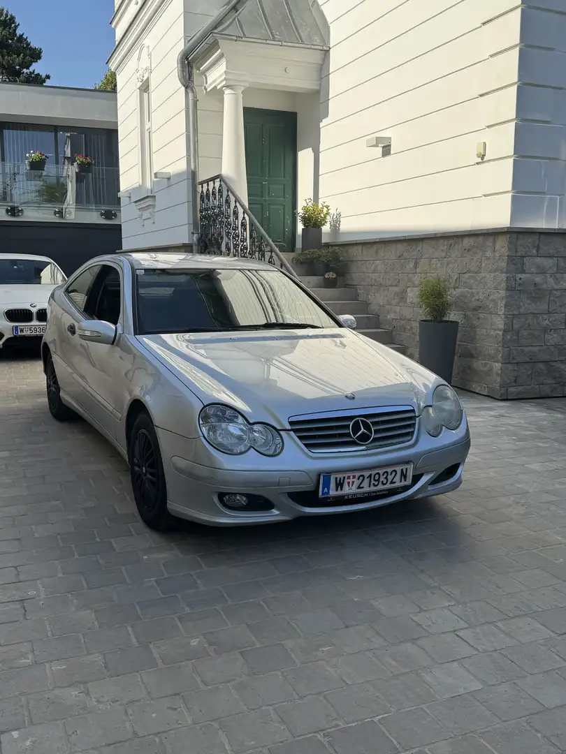 Mercedes-Benz C 180 Kompressor Coupé - 1