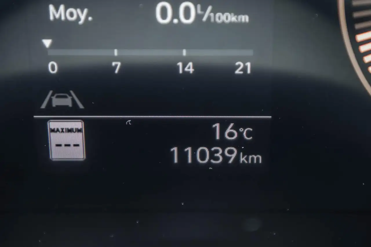 Hyundai KONA снимка Hyundai KONA