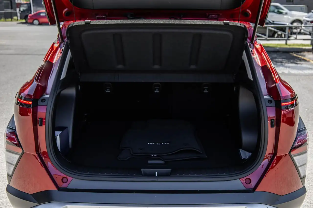 Hyundai KONA снимка Hyundai KONA