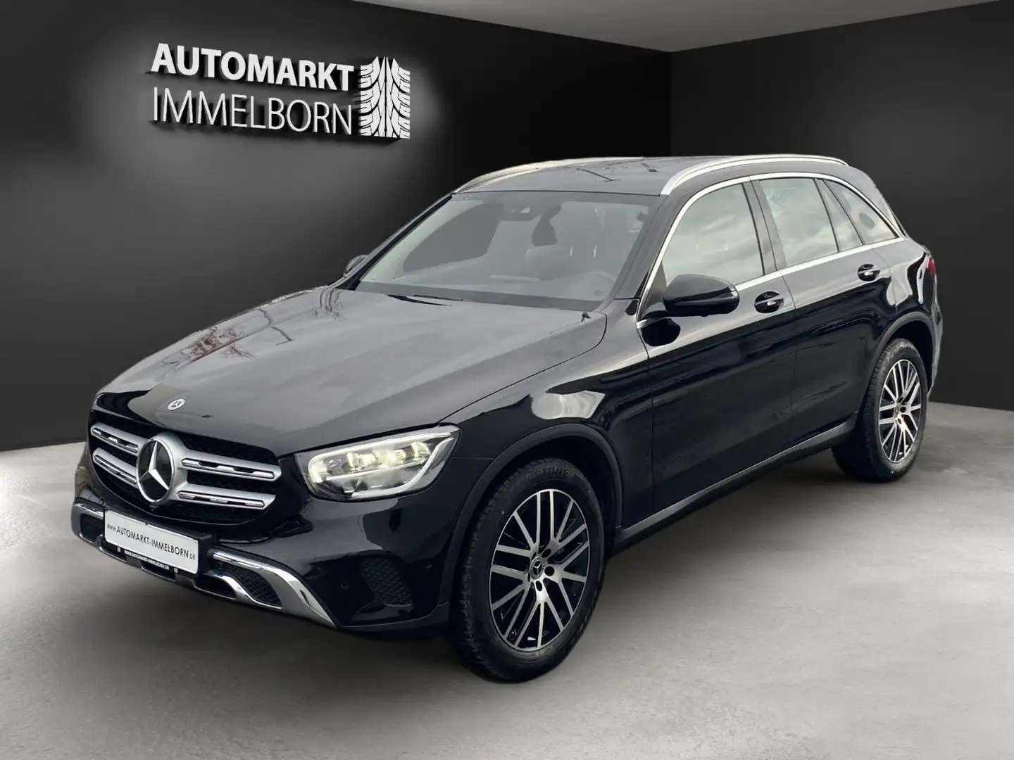 Mercedes-Benz GLC 300 Hybrid 19*360°*AHK*LED*Off-Road-Styling Schwarz - 2