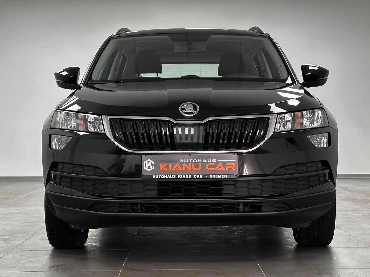 Skoda Karoq Active.PDC.TMP.SHZ.KLIMA.SCHW.AHK.EURO6 Schwarz - 2