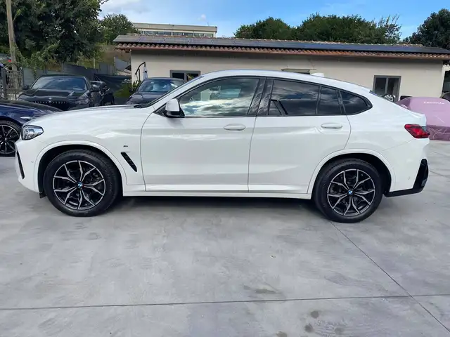 BMW X4 view 6