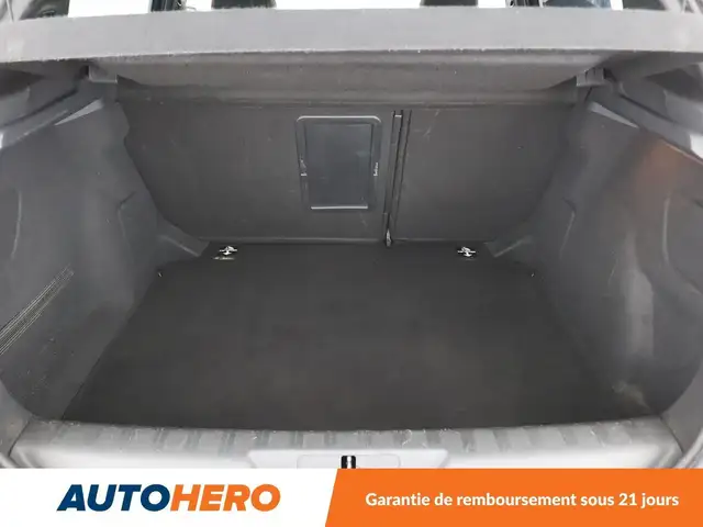 Peugeot 308 view 17