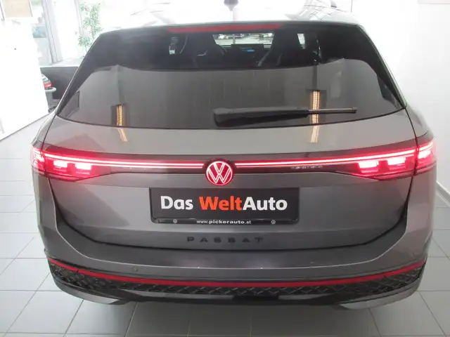 Volkswagen Passat Variant Sport eHybrid 150kW Ansicht 4
