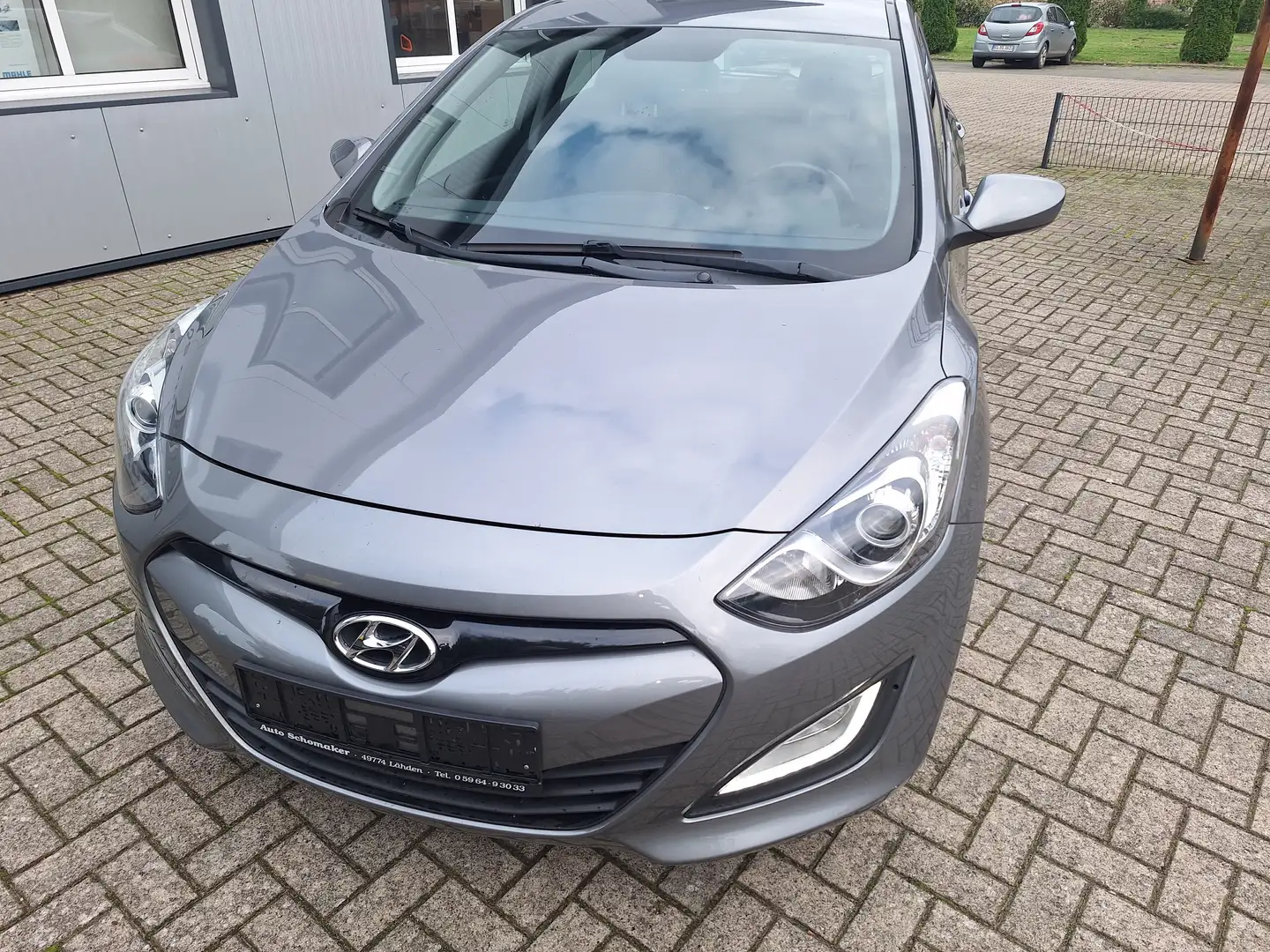 Hyundai i30 1.4 Advantage Grau - 1