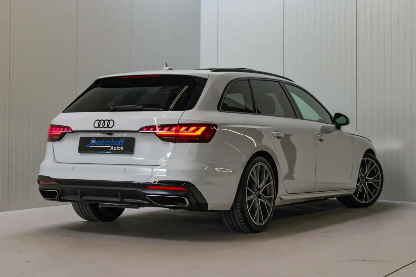 Audi A4 Avant 40 TFSI S edition | PANO | TREKHAAK | Blanco - 2