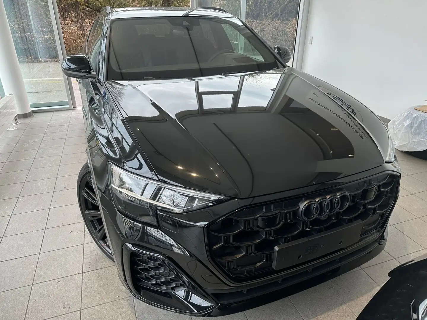Audi SQ8 TFSI FACELIFTsw-sw/Stadt/Tour/PAN/Carbon/23 Schwarz - 2