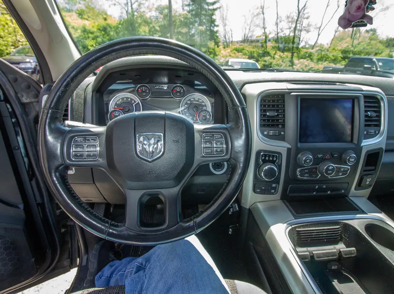 RAM 1500 снимка RAM 1500