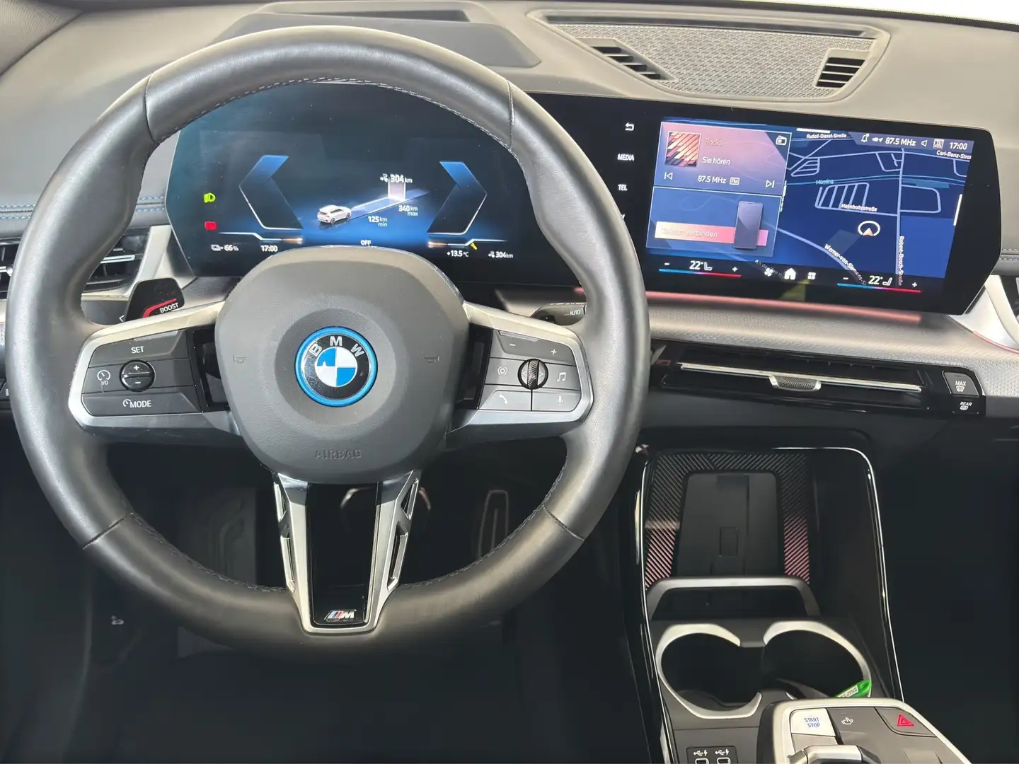 BMW iX1 xDrive30 M Sport HUD/LED+/360/ACC/K-ZUG/SH Weiß - 2