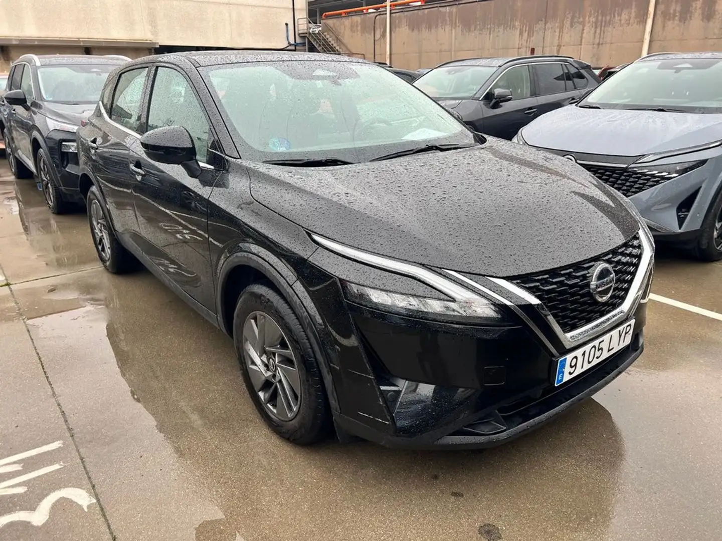 Nissan Qashqai DIG-T 103kW (140CV) mHEV 4x2 Acenta Negro - 2