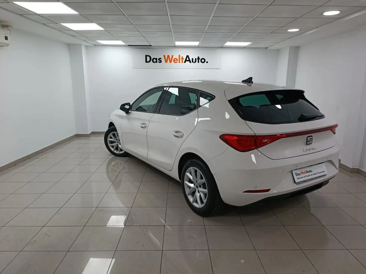 SEAT Leon 1.0 TSI S&S Style XS 110 Blanco - 2