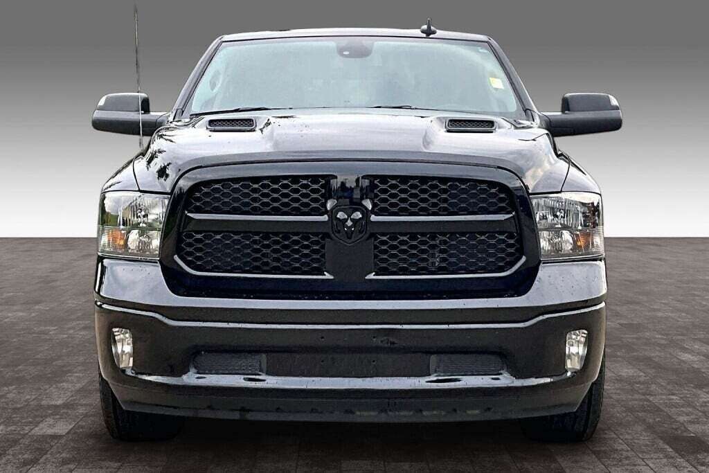 2022 RAM 1500 4wd Crewcab Slt — снимка 1