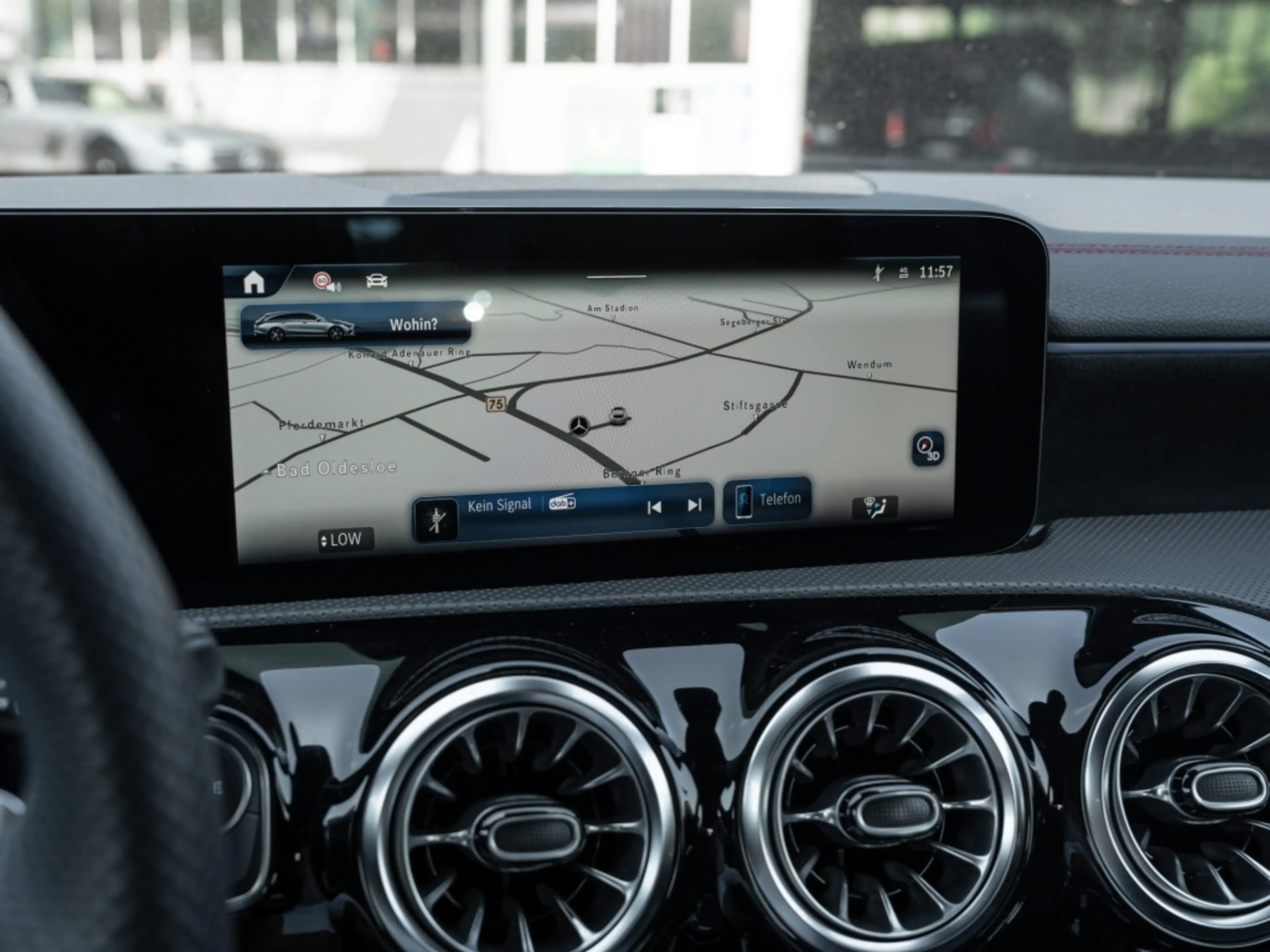 Mercedes-Benz CLA 200 d SB , AMG KAMERA SPUR PDC SHZ — photo 13