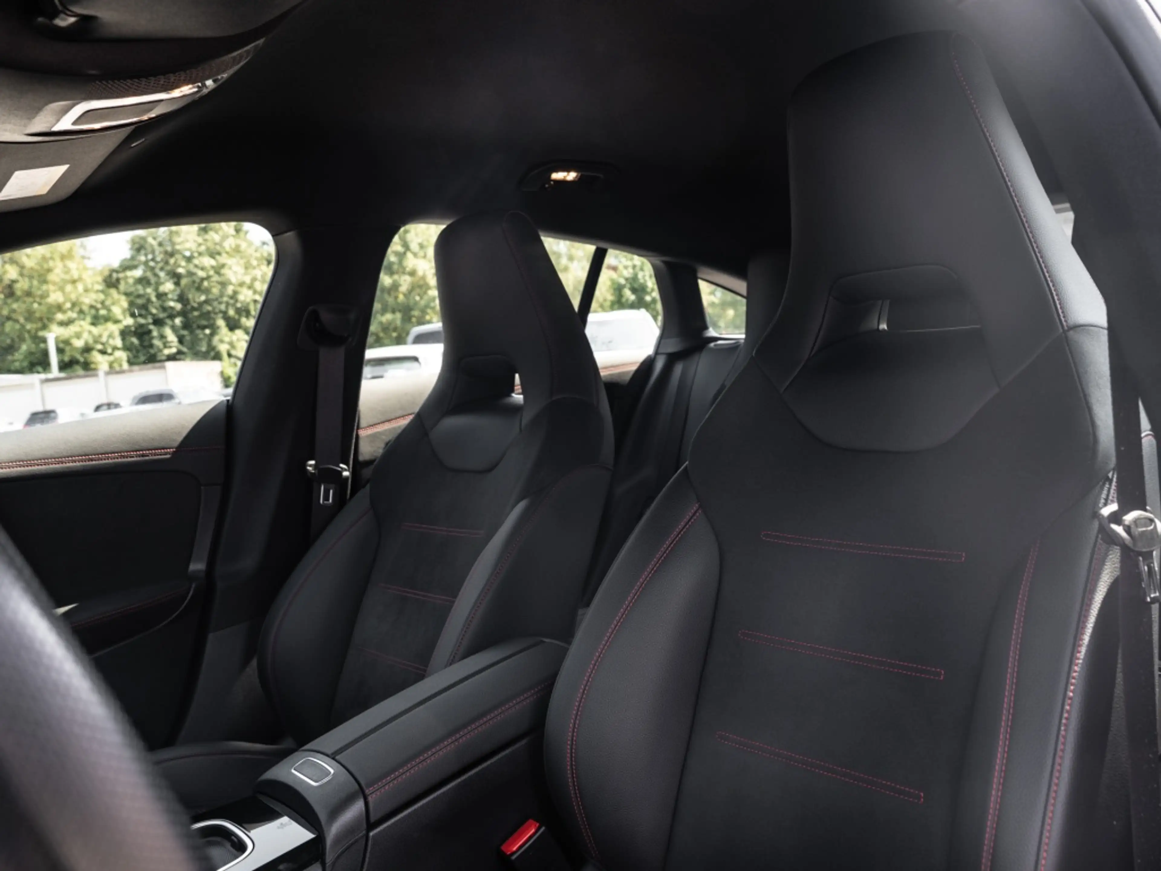 Mercedes-Benz CLA 200 d SB , AMG KAMERA SPUR PDC SHZ — photo 8