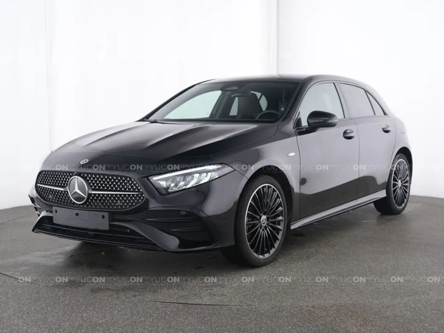 Mercedes-Benz A 250 e AMG LINE 19 ZOLL LM NIGHT PAKET Schwarz - 2