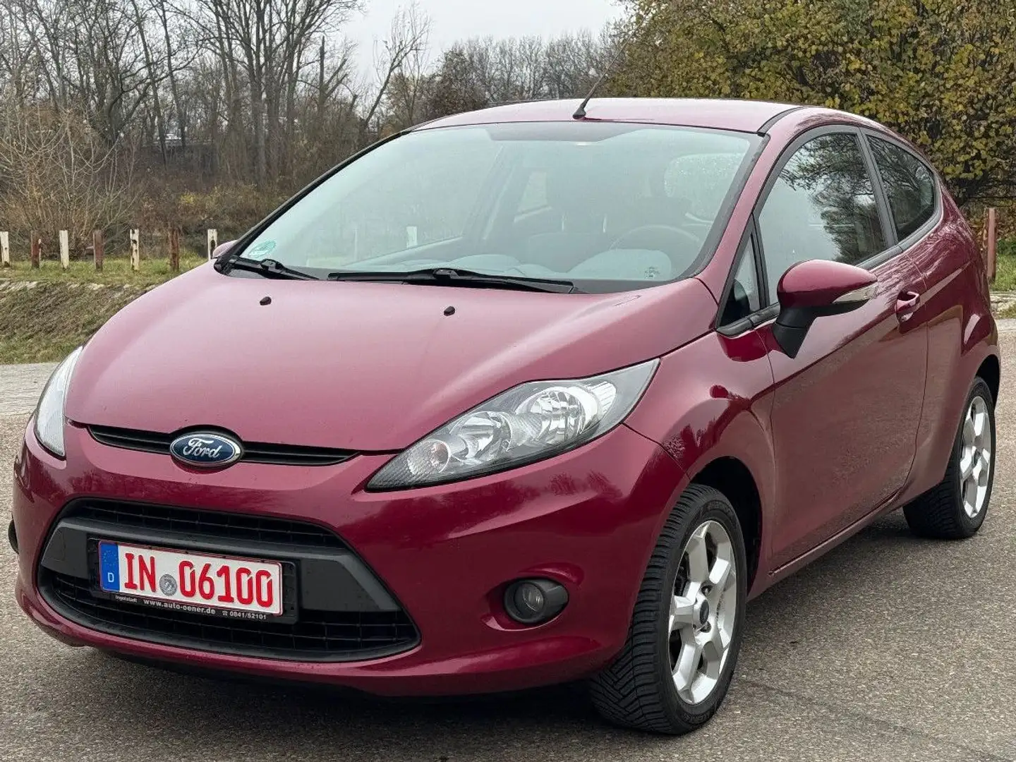 Ford Fiesta Trend Klima TÜV AU NEU Violett - 1