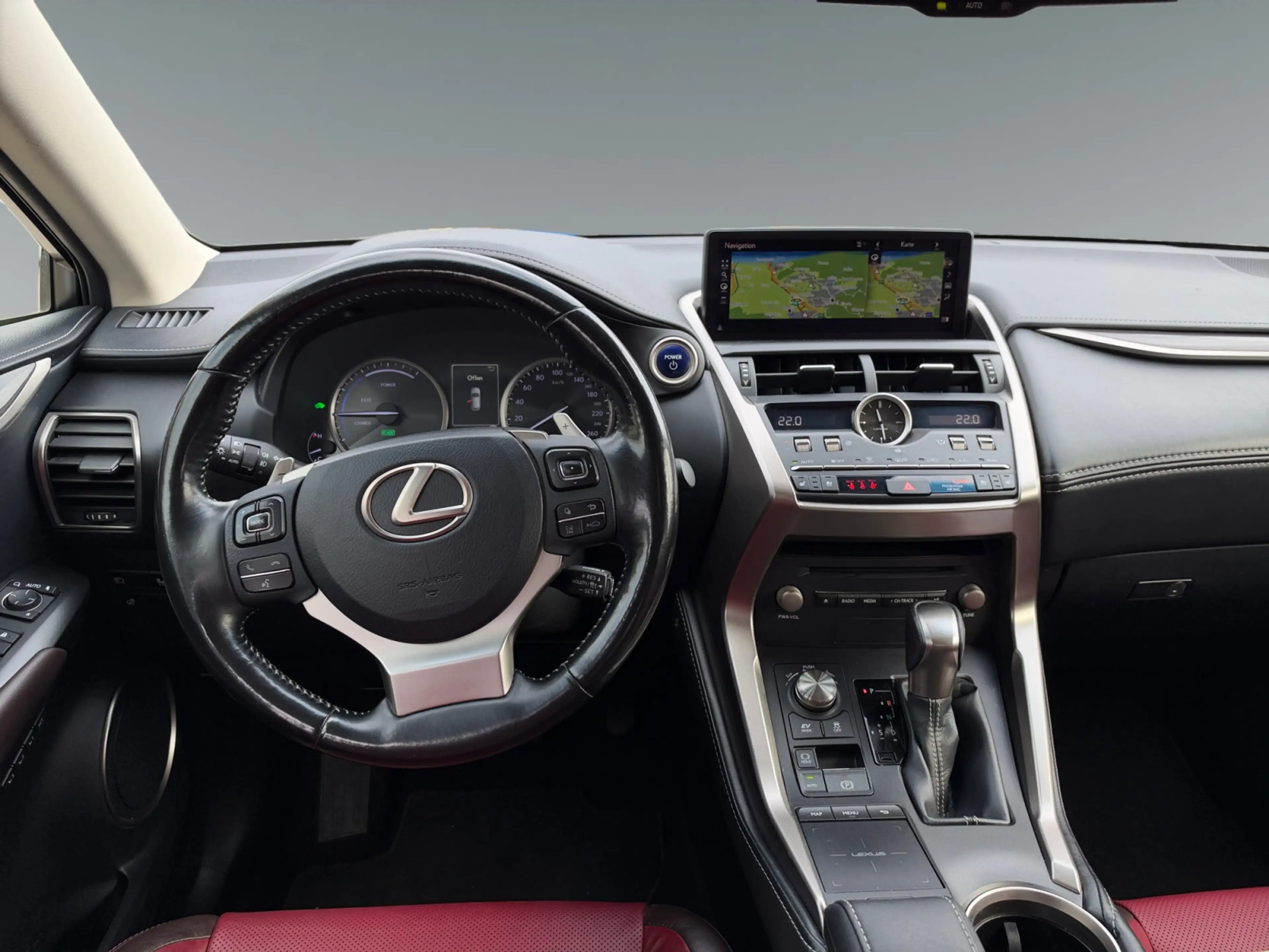 Lexus NX 300h LEXUS 2,5 NX300H AWD EXE '18 — photo 10