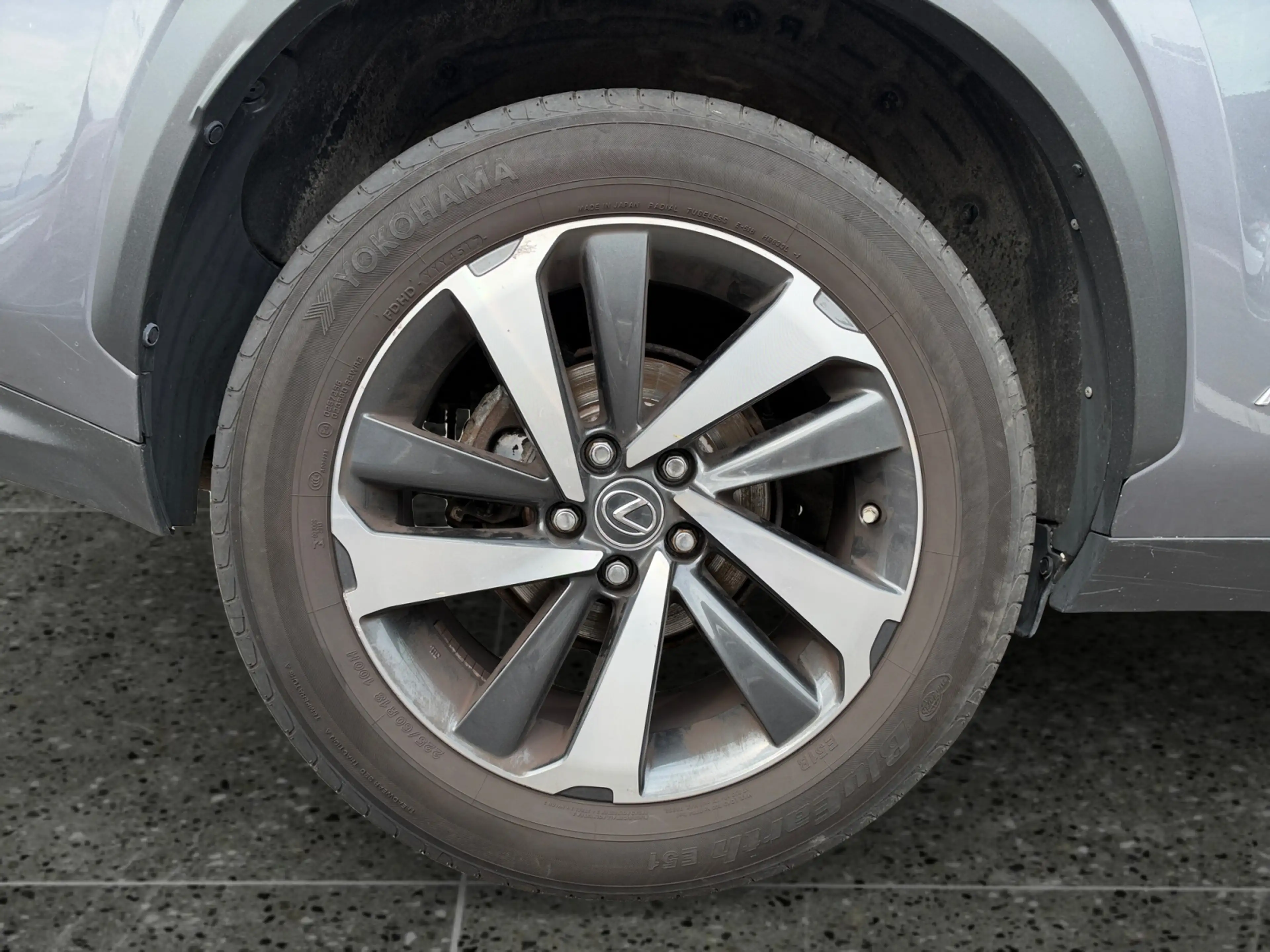 Lexus NX 300h LEXUS 2,5 NX300H AWD EXE '18 — photo 15