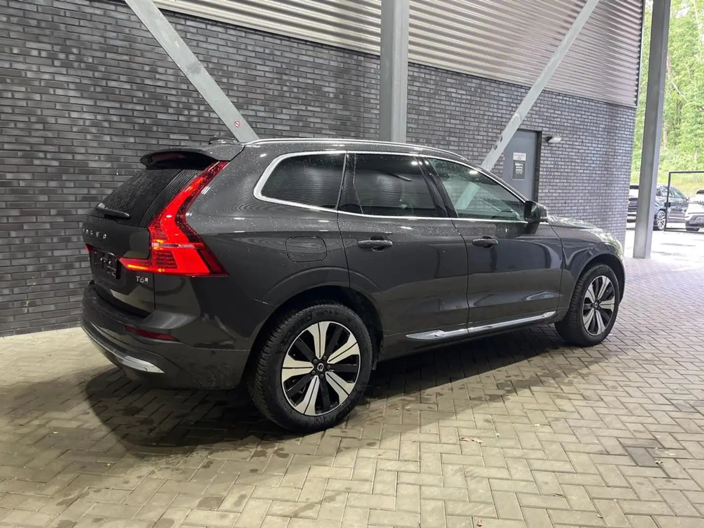 Volvo XC60 T6 Plug-in hybrid Plus Bright | Long Range | ACC | Grijs - 2