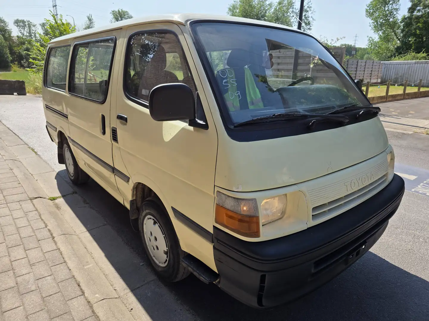 Toyota Hiace H 15 - 9 PLACES - moteur 2L- DIESEL White - 1