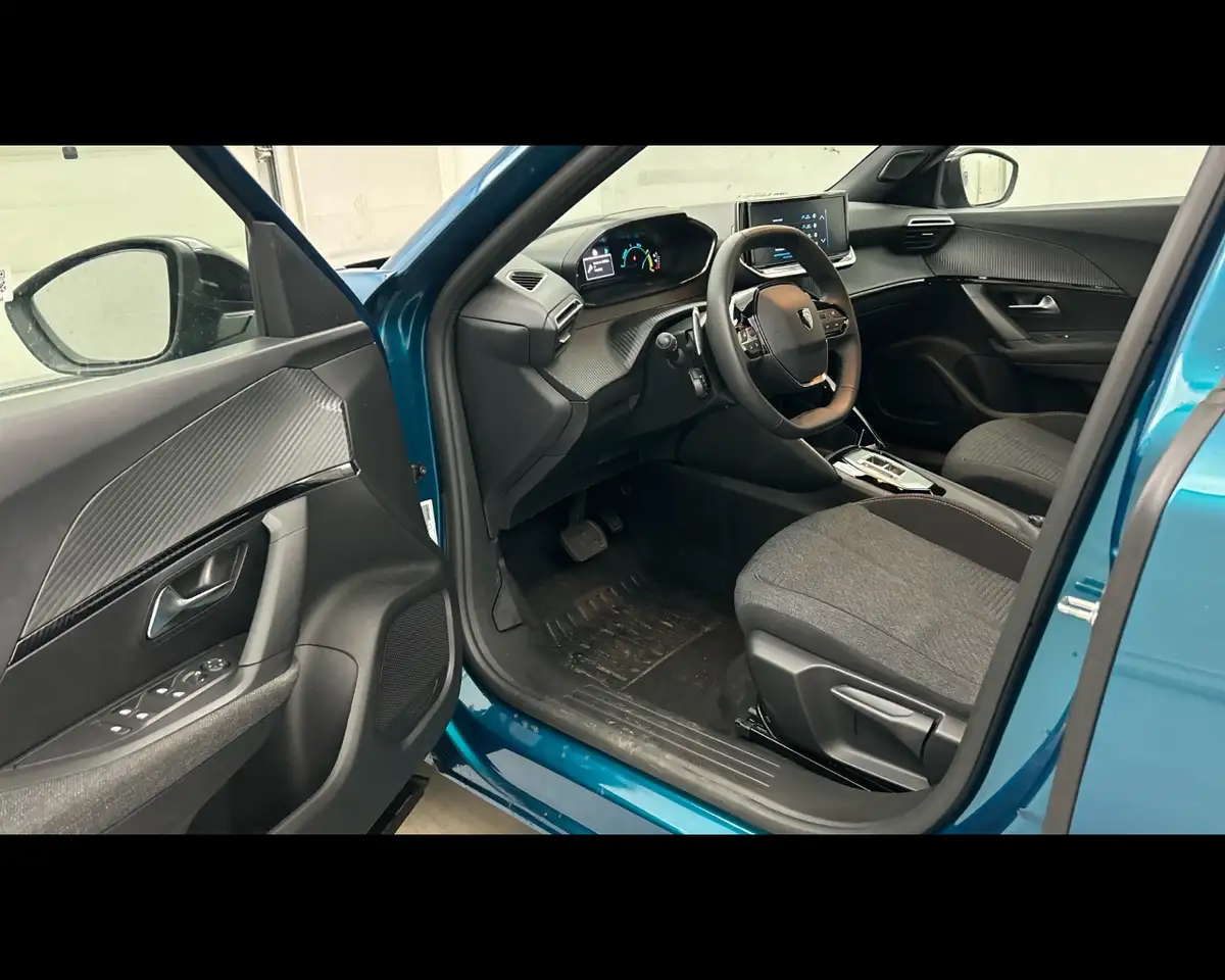 Peugeot 2008 1.2 Hybrid Style, миниатюра 7