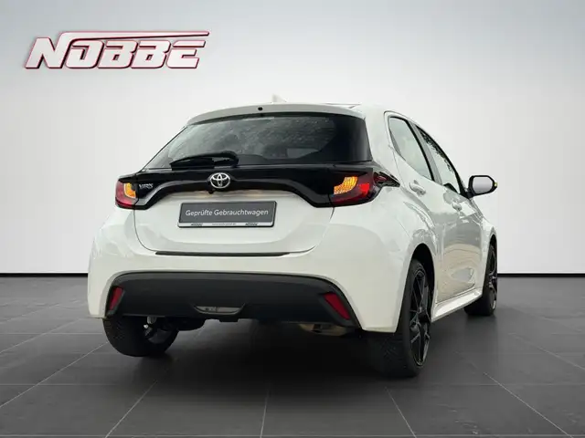 Toyota Yaris view 5