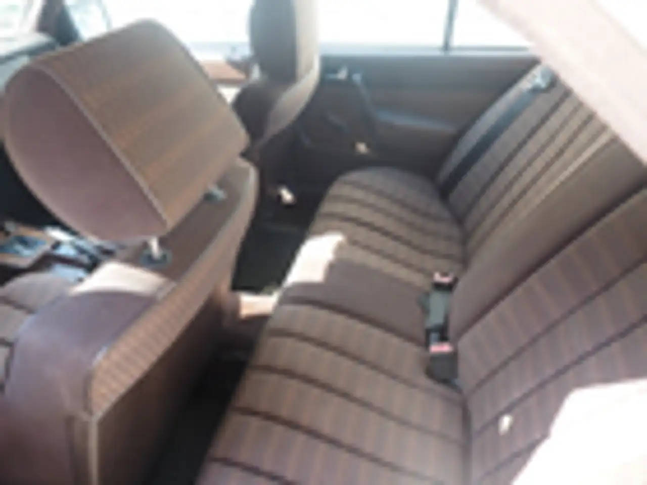 Mercedes-Benz 190 E, foto 8