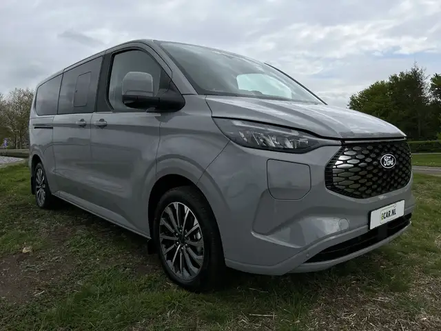 Ford Tourneo Custom e-Tourneo 340 L2H1 Titanium X 65 kWh 218pk Leer |