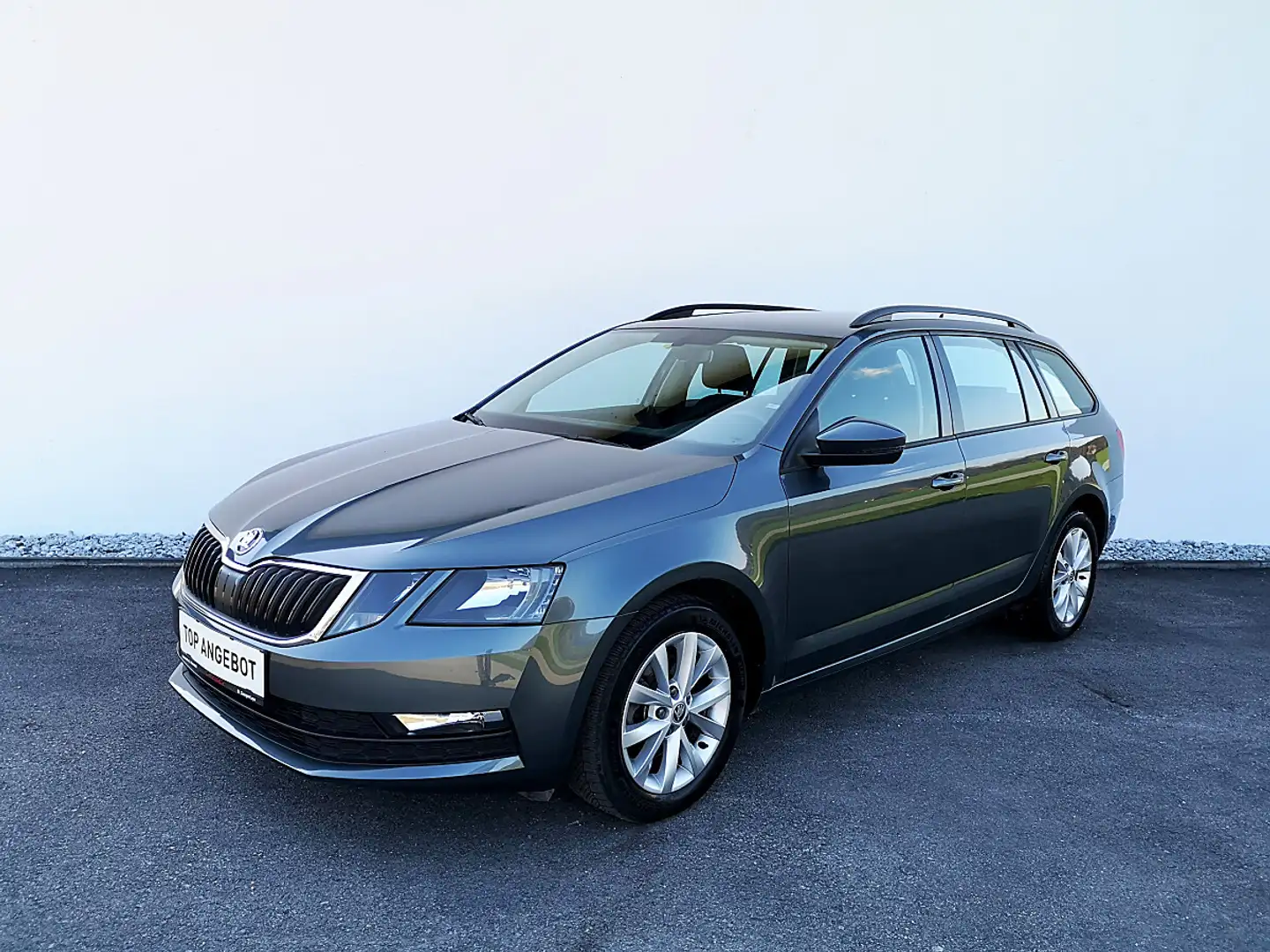 Skoda Octavia Combi 2,0 TDI Ambition Limited DSG Grau - 1