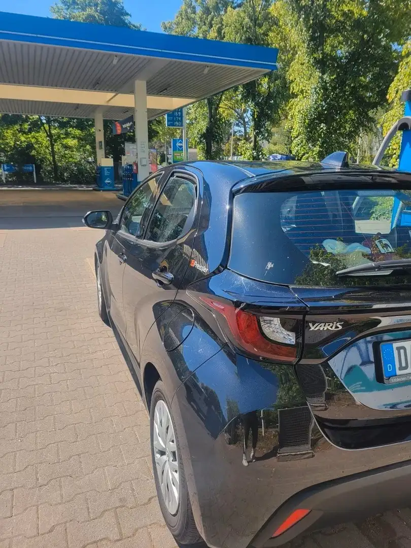 Toyota Yaris Yaris 1.0 VVT-i Comfort Schwarz - 2