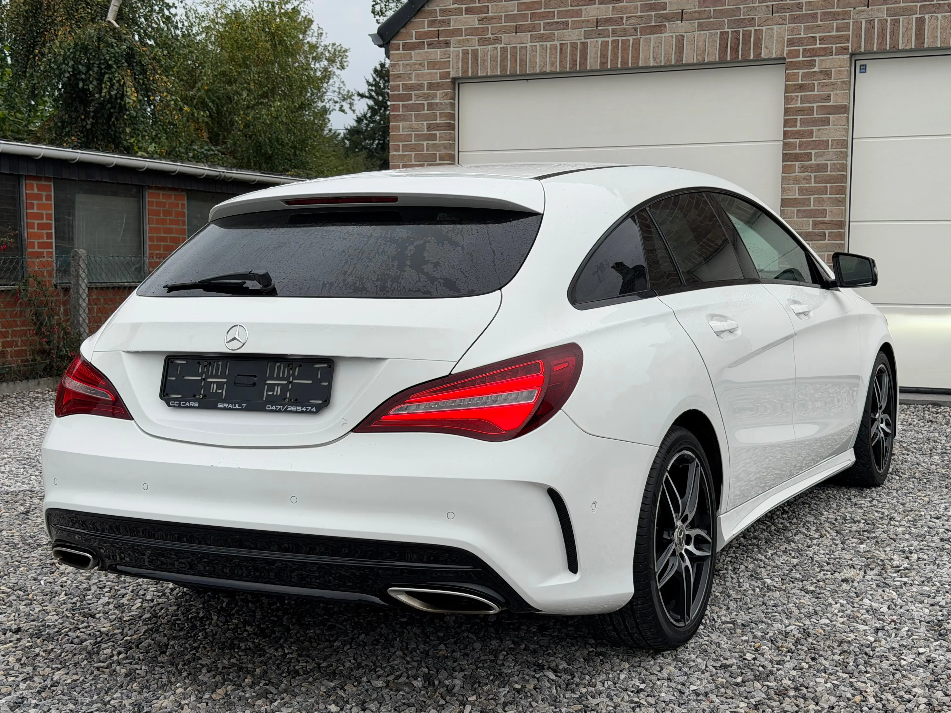 Mercedes-Benz CLA 180 I Shooting Break / Pack-AMG / Automatique / Full LED — photo 3