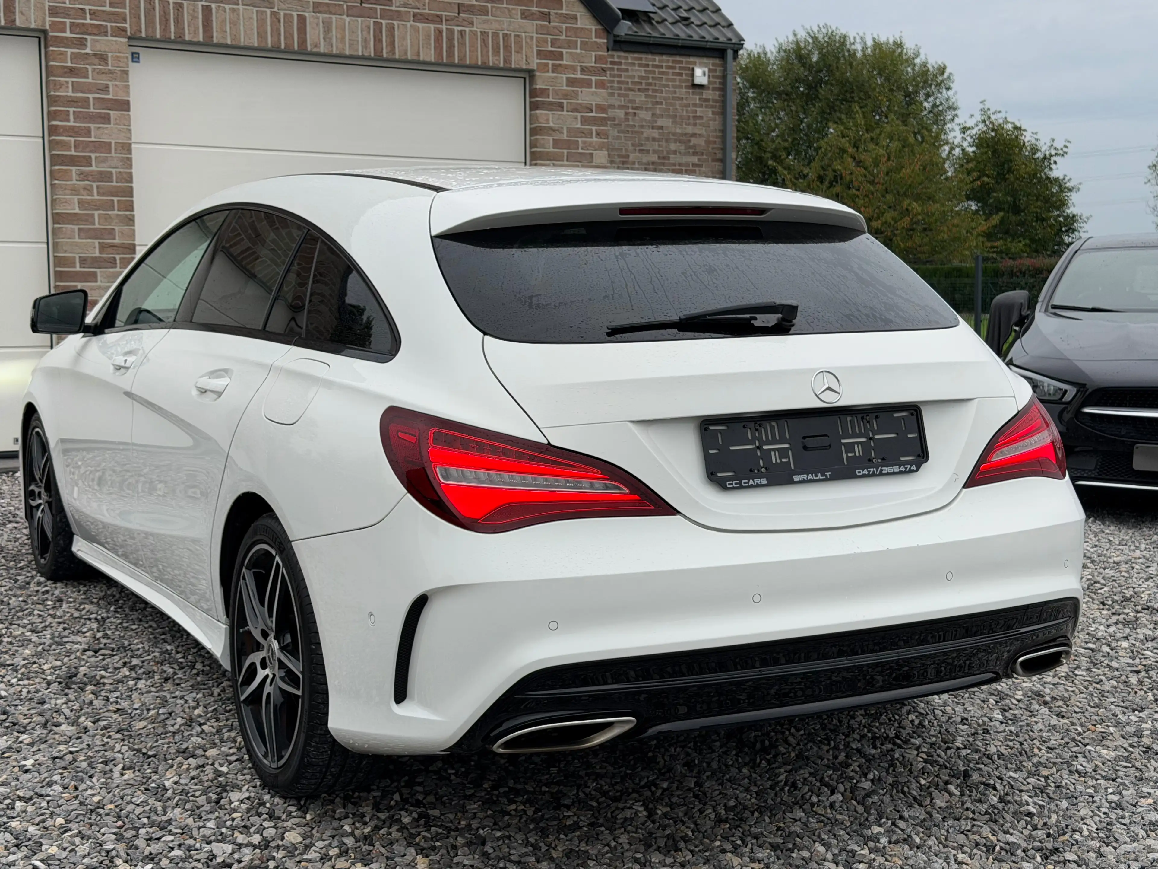 Mercedes-Benz CLA 180 I Shooting Break / Pack-AMG / Automatique / Full LED — photo 4
