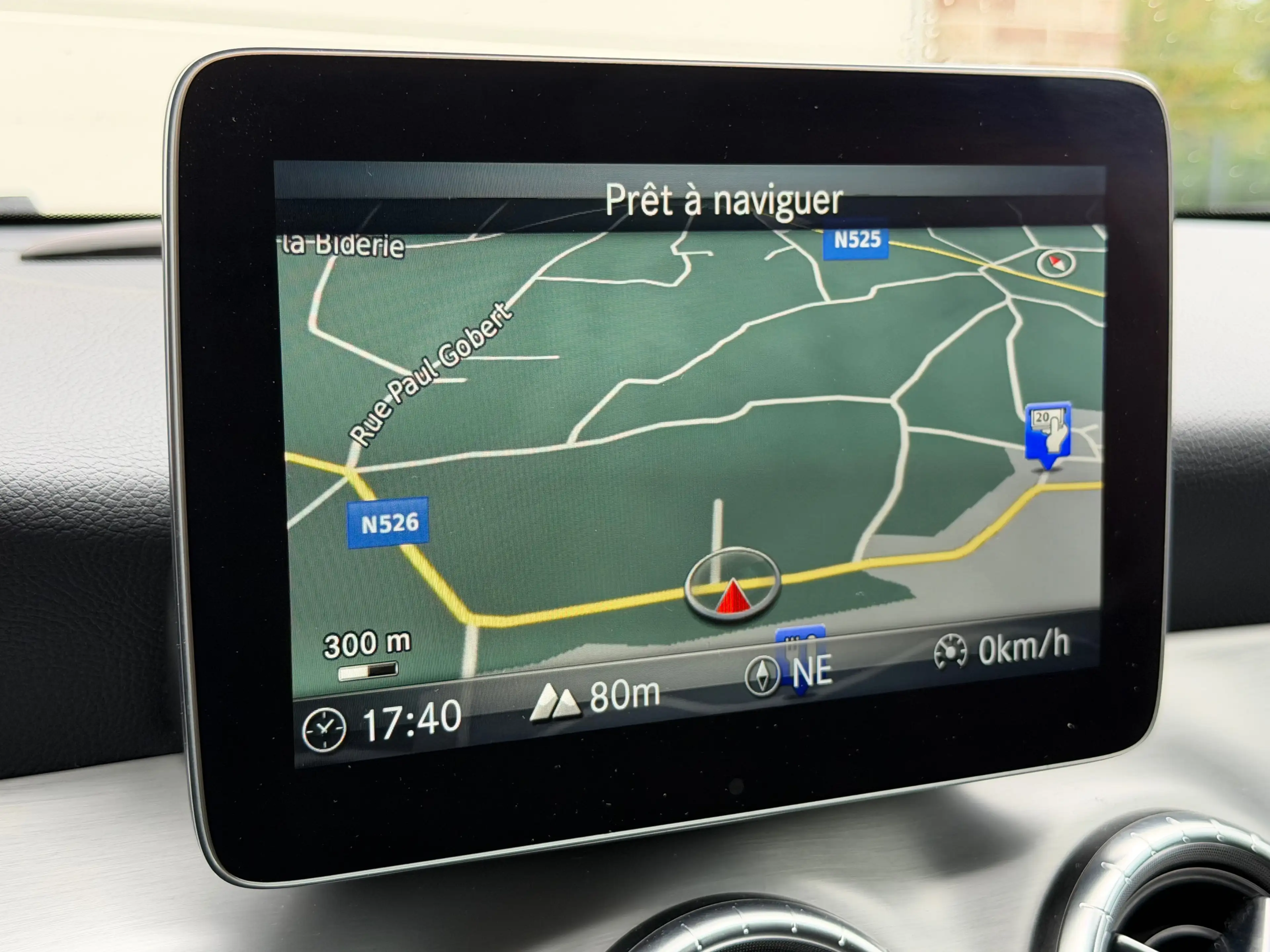 Mercedes-Benz CLA 180 I Shooting Break / Pack-AMG / Automatique / Full LED — photo 11