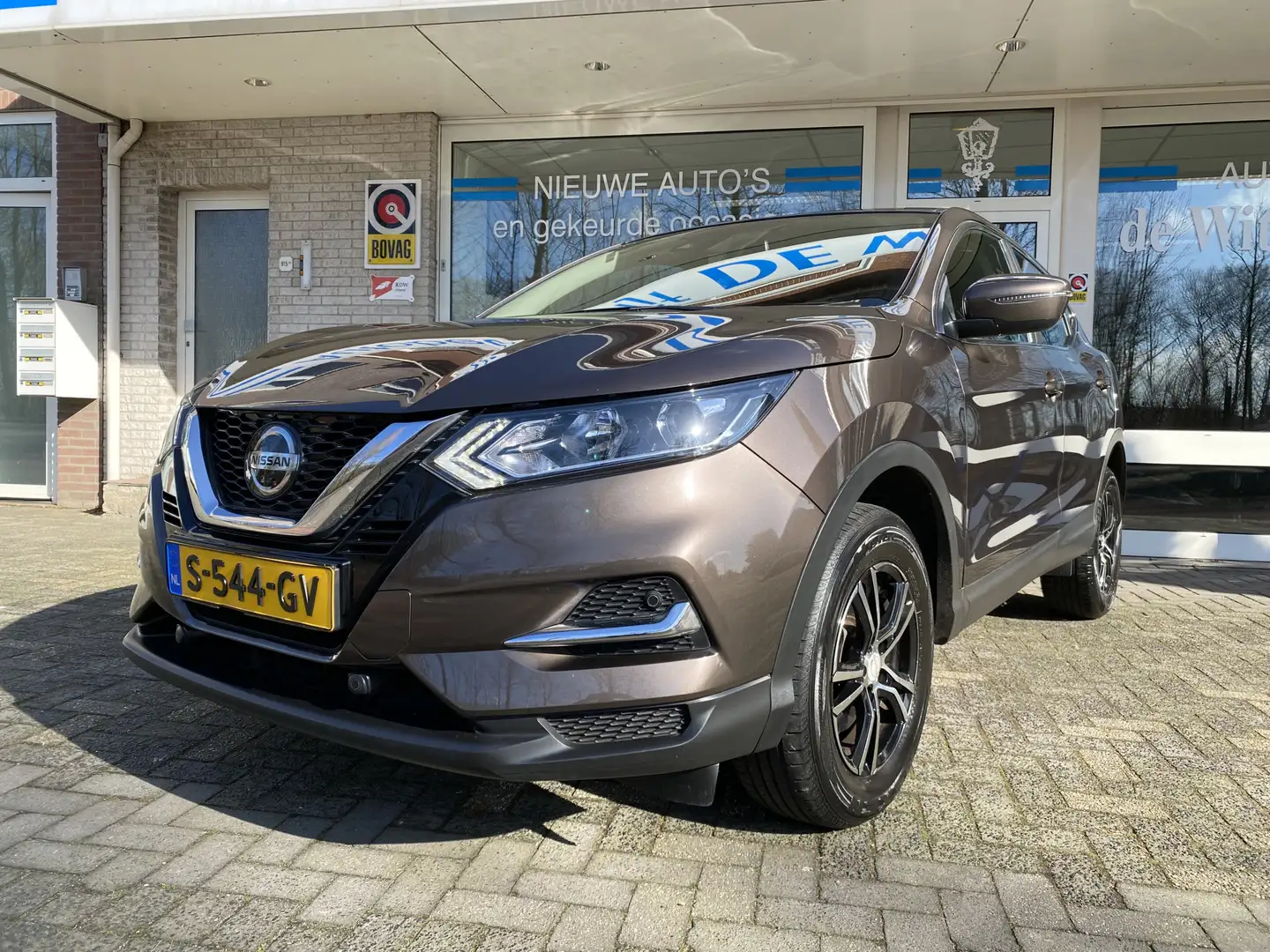 Nissan Qashqai 1.3 DIG-T Visia Climate contr./Parkeersens. V+A/Cr Marrone - 1