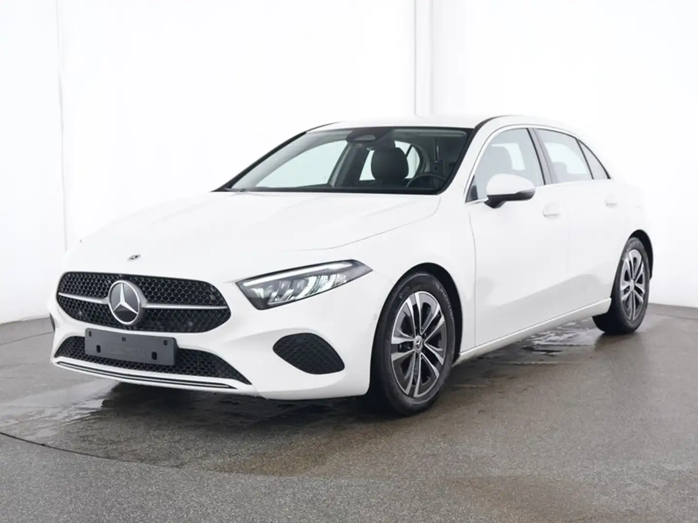 Mercedes-Benz A 180 *Progressive MBUX-Premium LED Winter RFK Weiß - 1